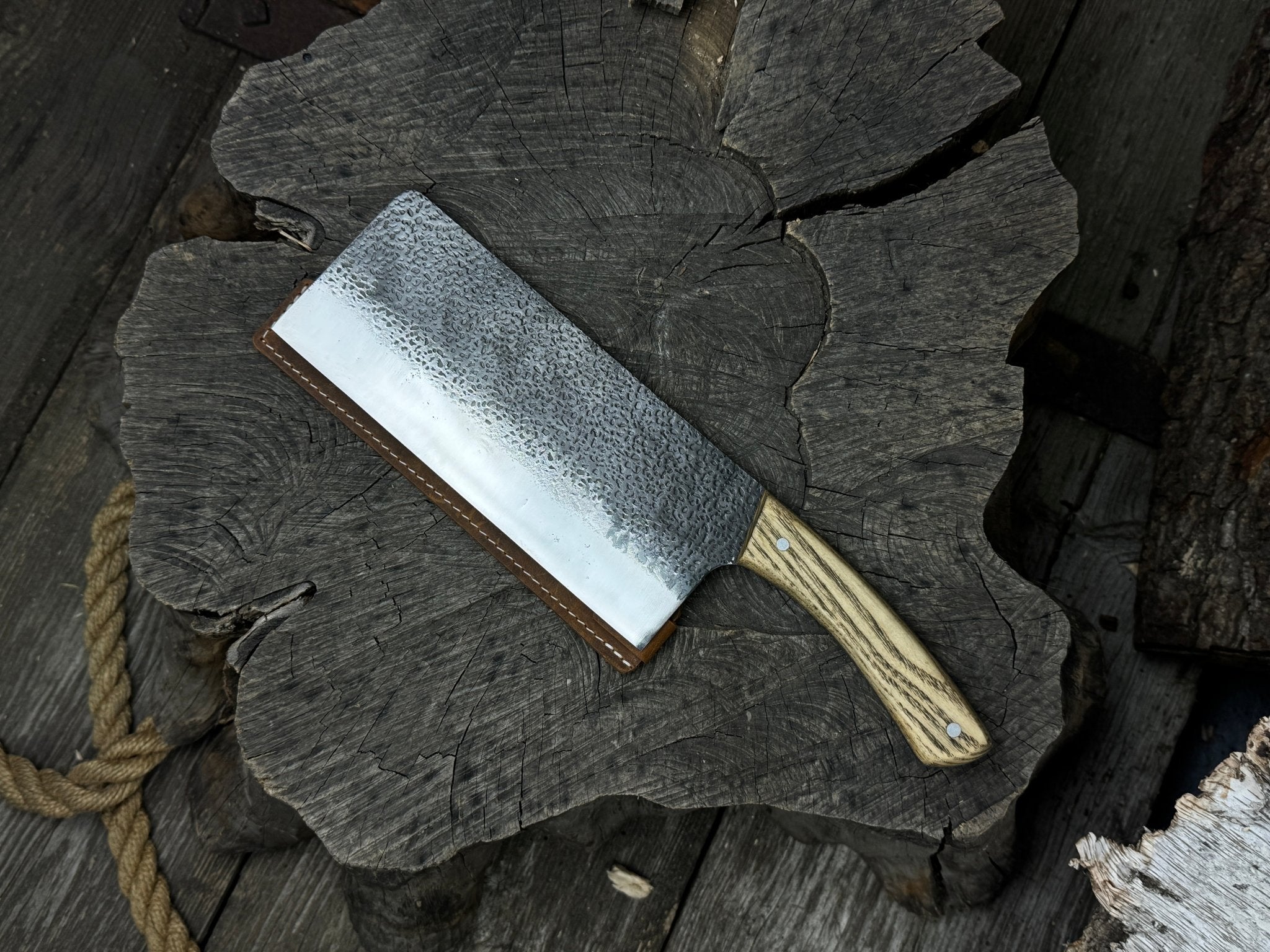 Hand - Forged Bushcraft Knife, 20.5 cm (8.07 inches) - 5