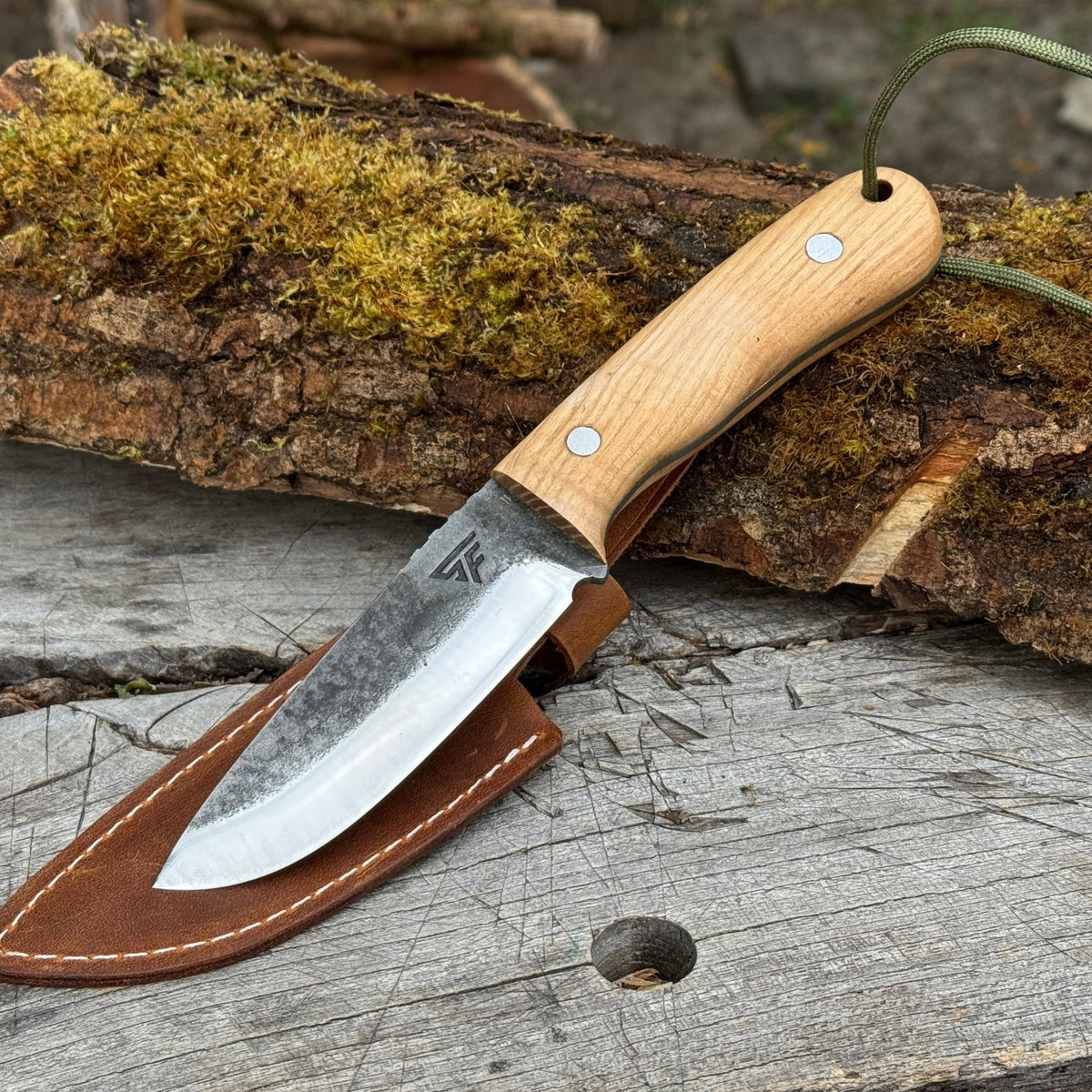 Hand-Forged Bushcraft Knife with Leather Belt Sheath, 10 cm / 3.93 in - 1