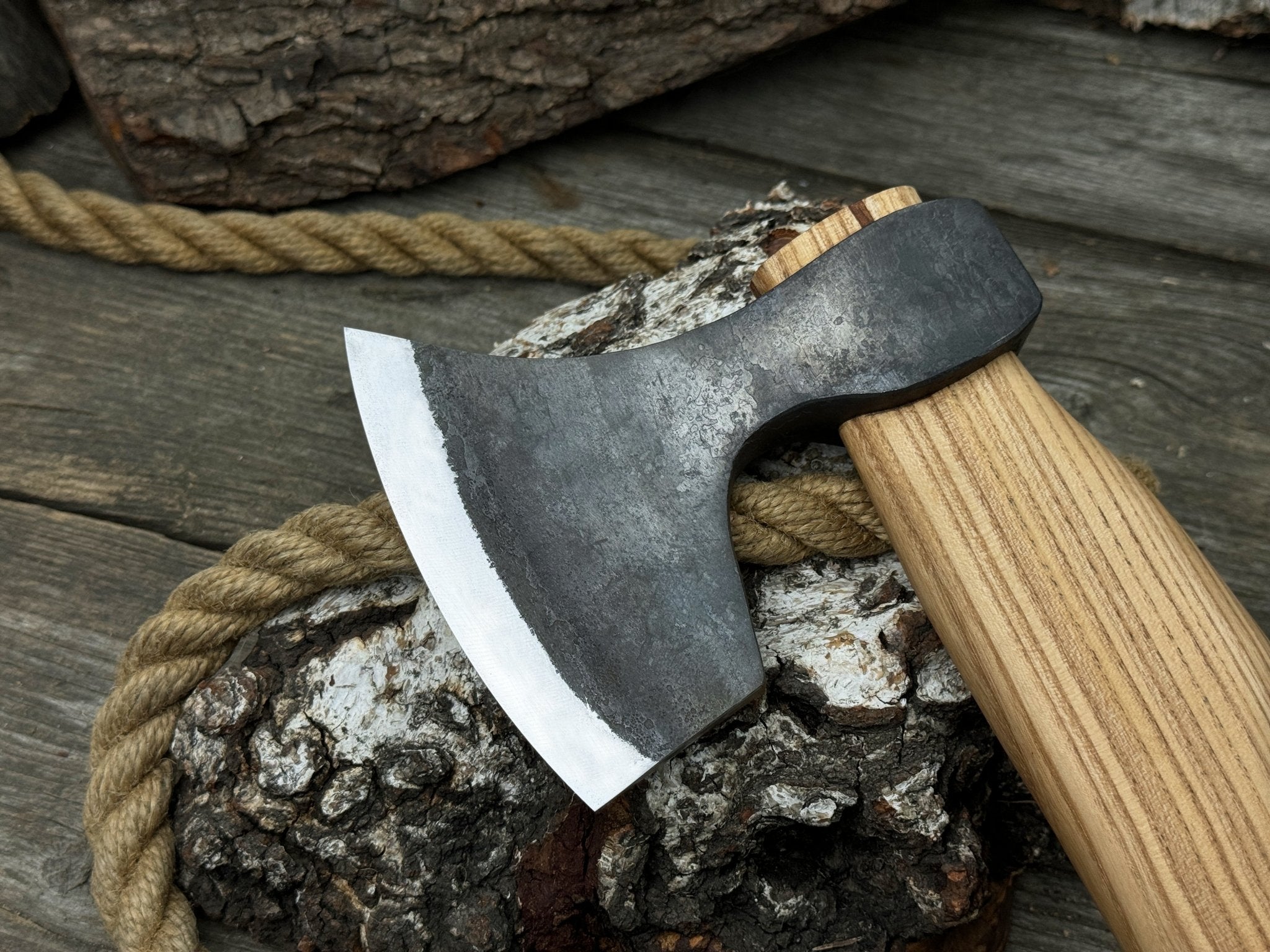 Hand - Forged Carving Axe, 1.05 kg (2.31 Ib) - 2