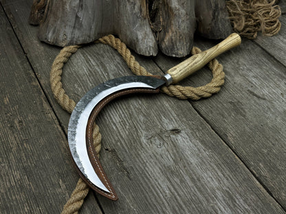 Hand - Forged Large Sickle, ⌀19 cm (7.5 inches) - 5