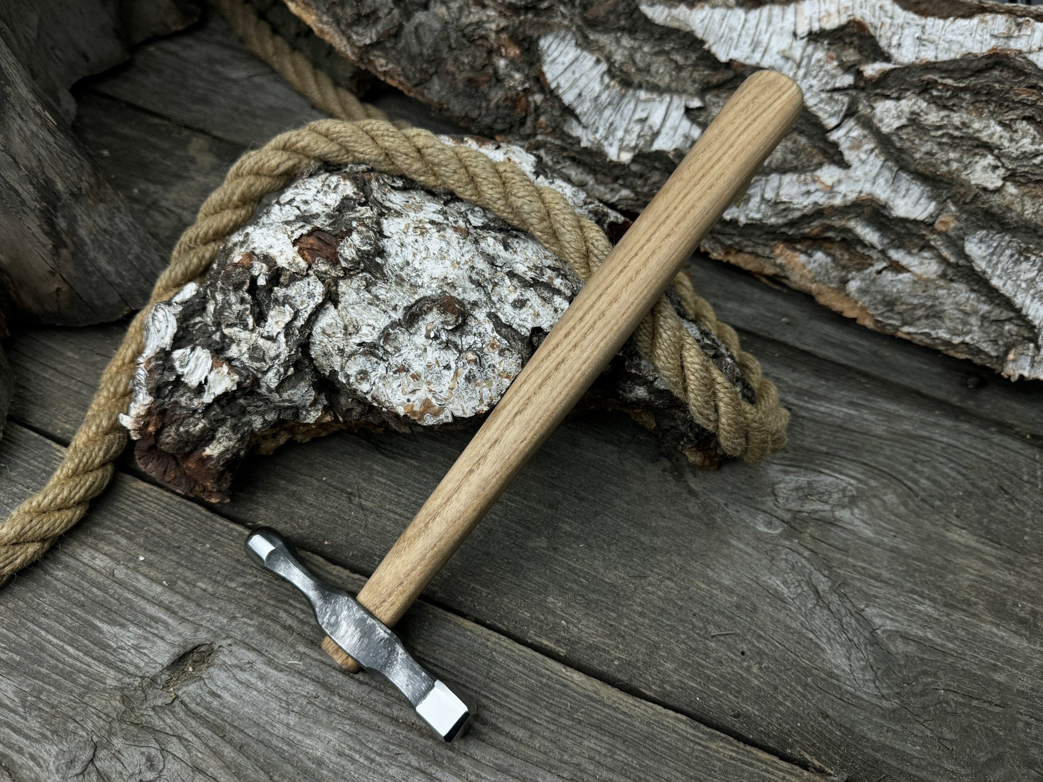 Hand - Forged Leather Hammer, 200 g (7 oz) - 1