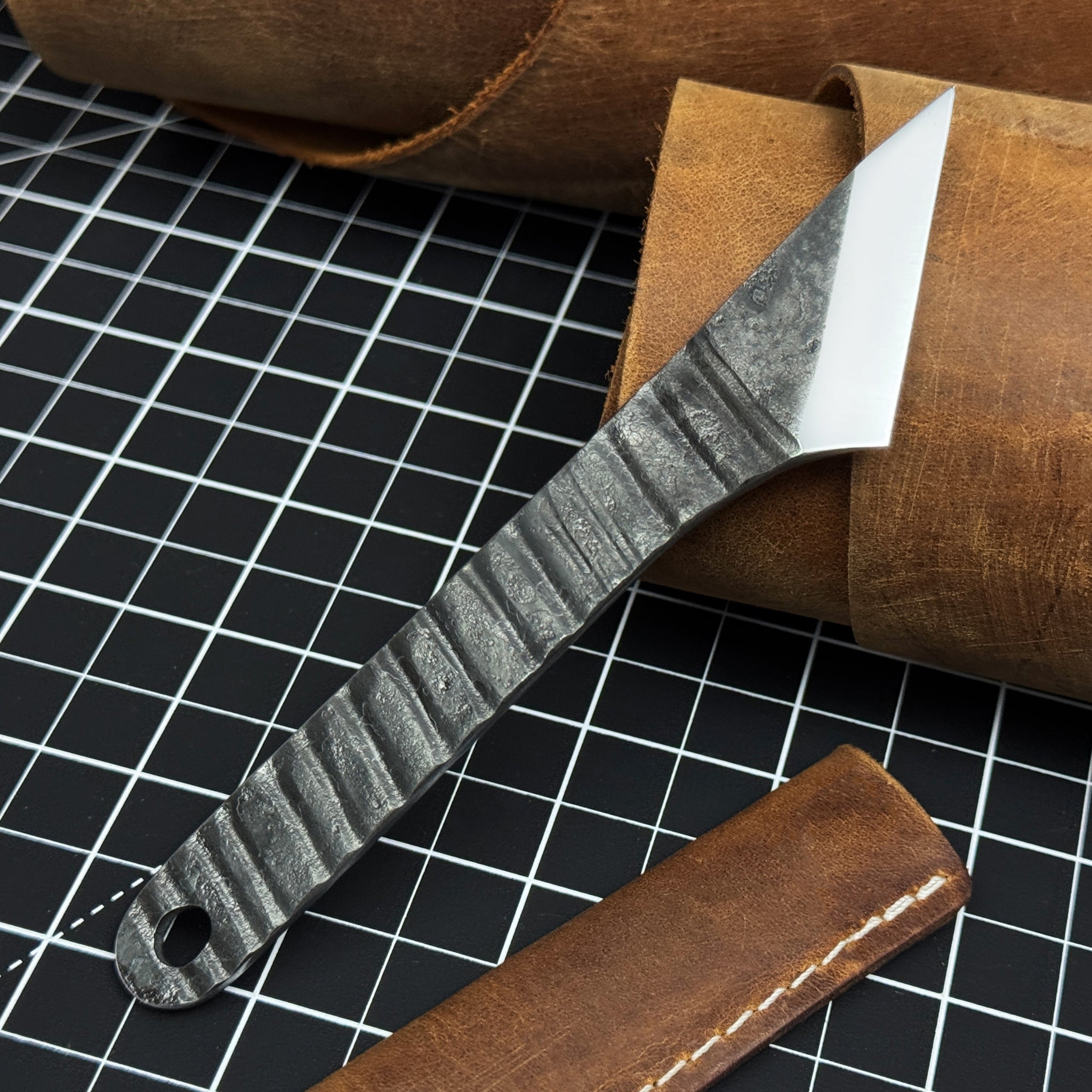 Hand - Forged Single - Bevel Kiridashi Knife with Leather Sheath - 10