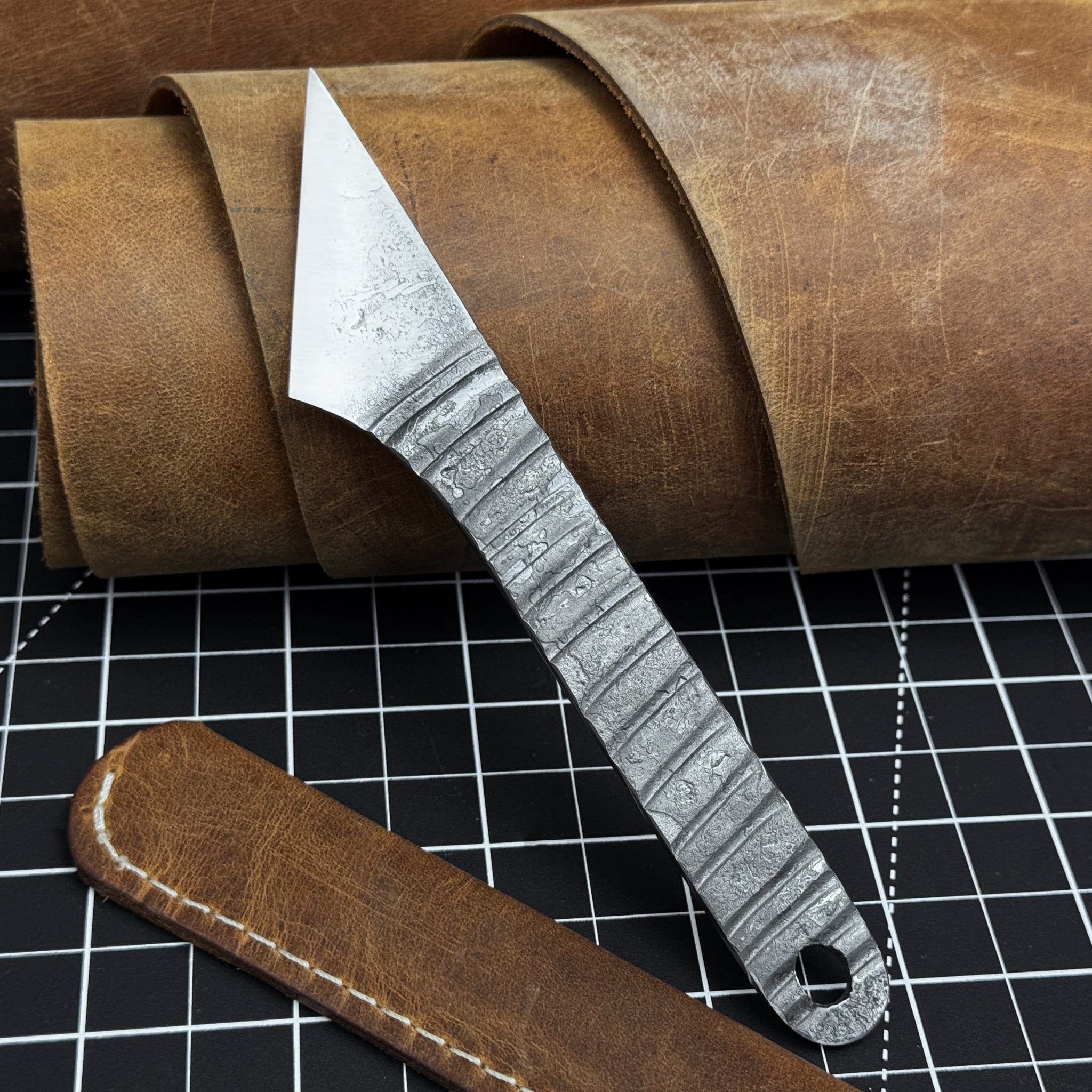 Hand - Forged Single - Bevel Kiridashi Knife with Leather Sheath - 11