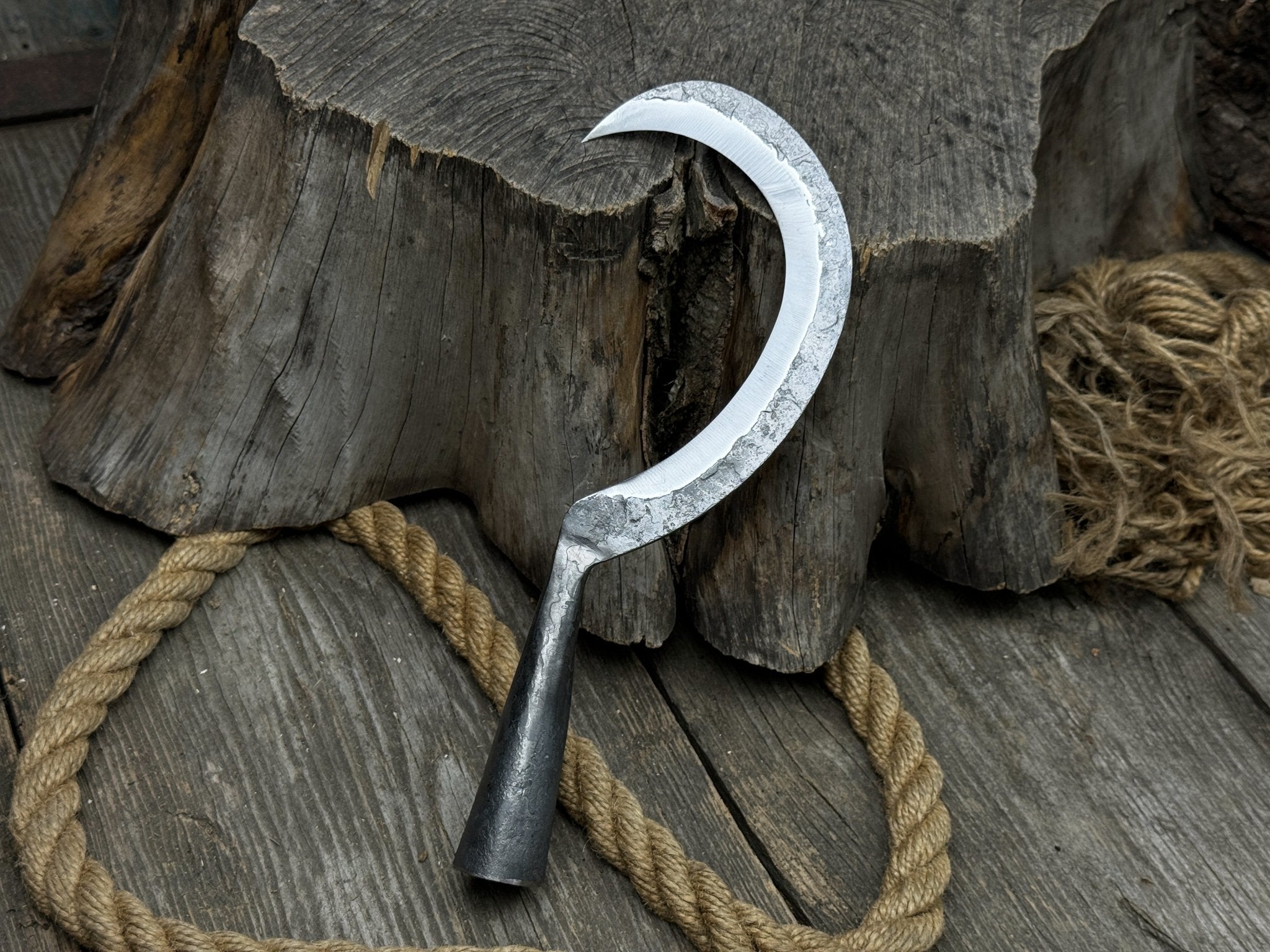 Hand - Forged Steel Sickle, 11.5 cm (4.53 inches) - 4