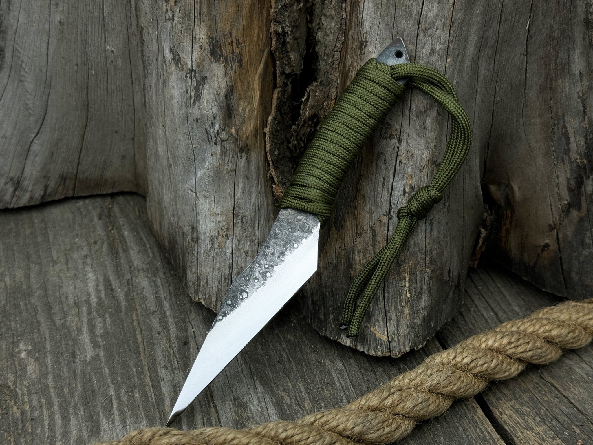 Hand - Forged Throwing Knife, 17 cm (6.6 inches) - 3