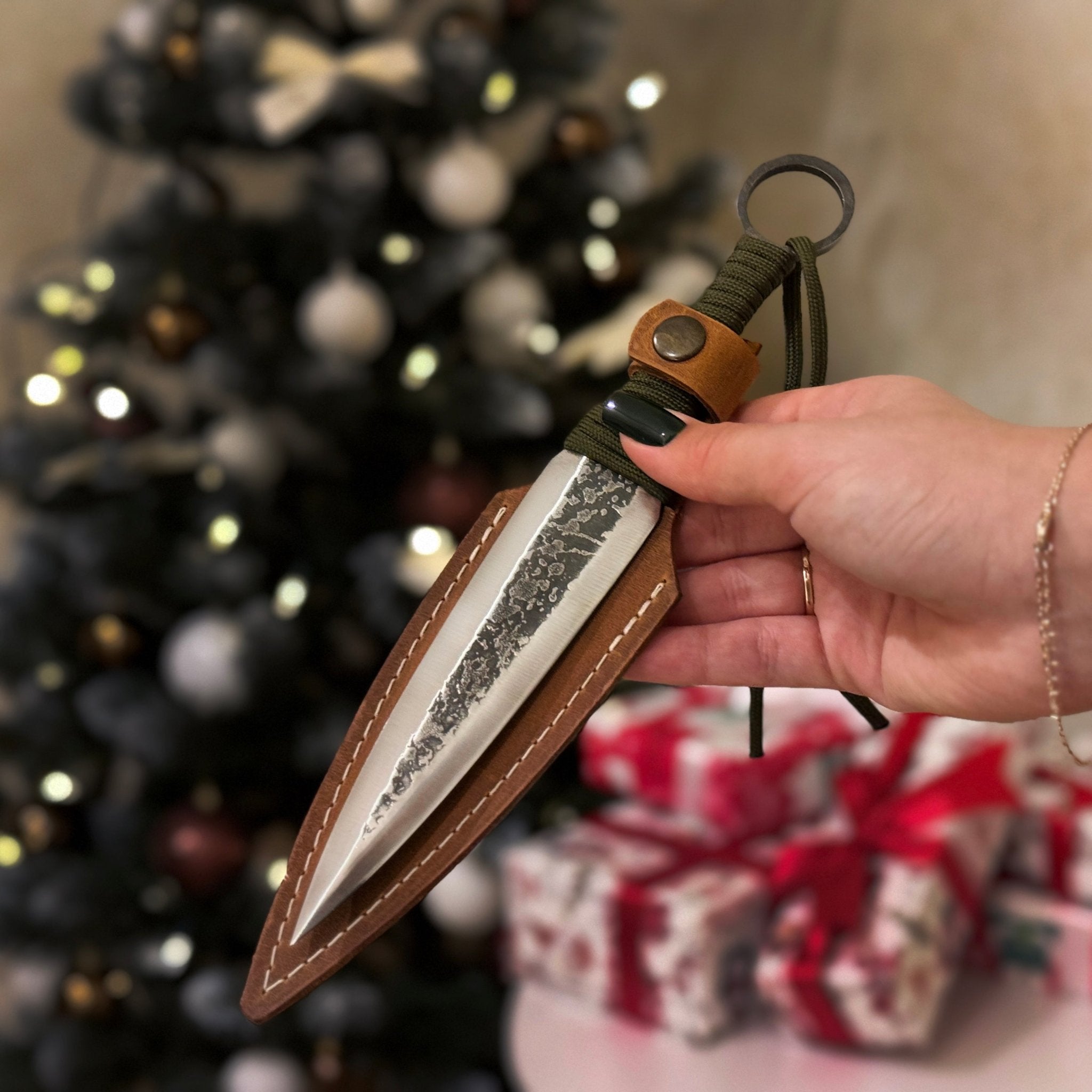 Hand - Forged Throwing Knife, 23 cm (9 inches) - 1