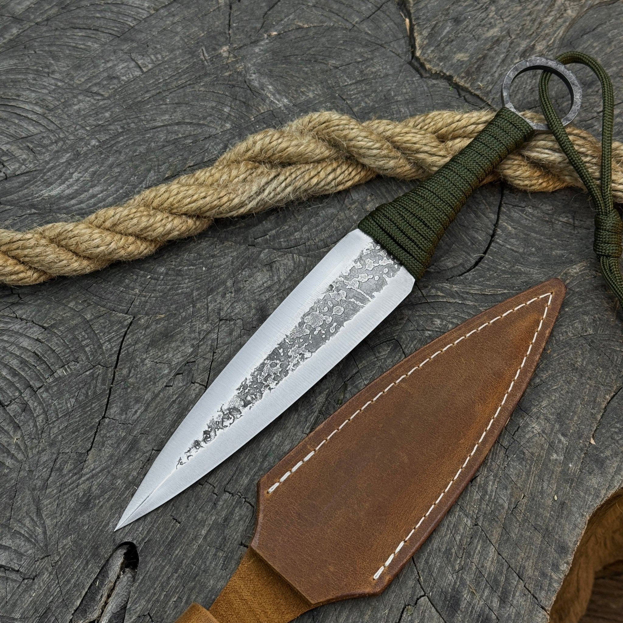 Hand - Forged Throwing Knife, 23 cm (9 inches) - 12