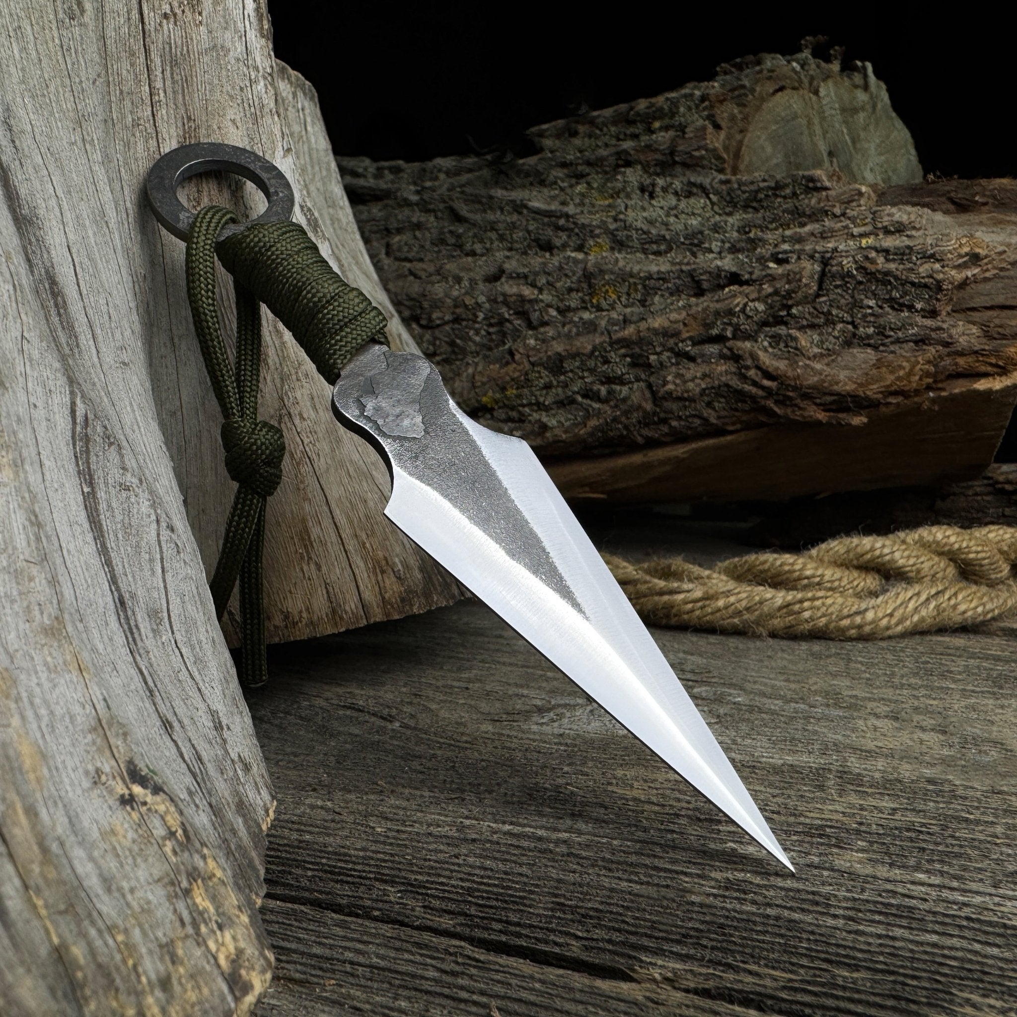 Hand - Forged Throwing Knife with Leather Belt Sheath, 16 cm (6.3 inches) - 9