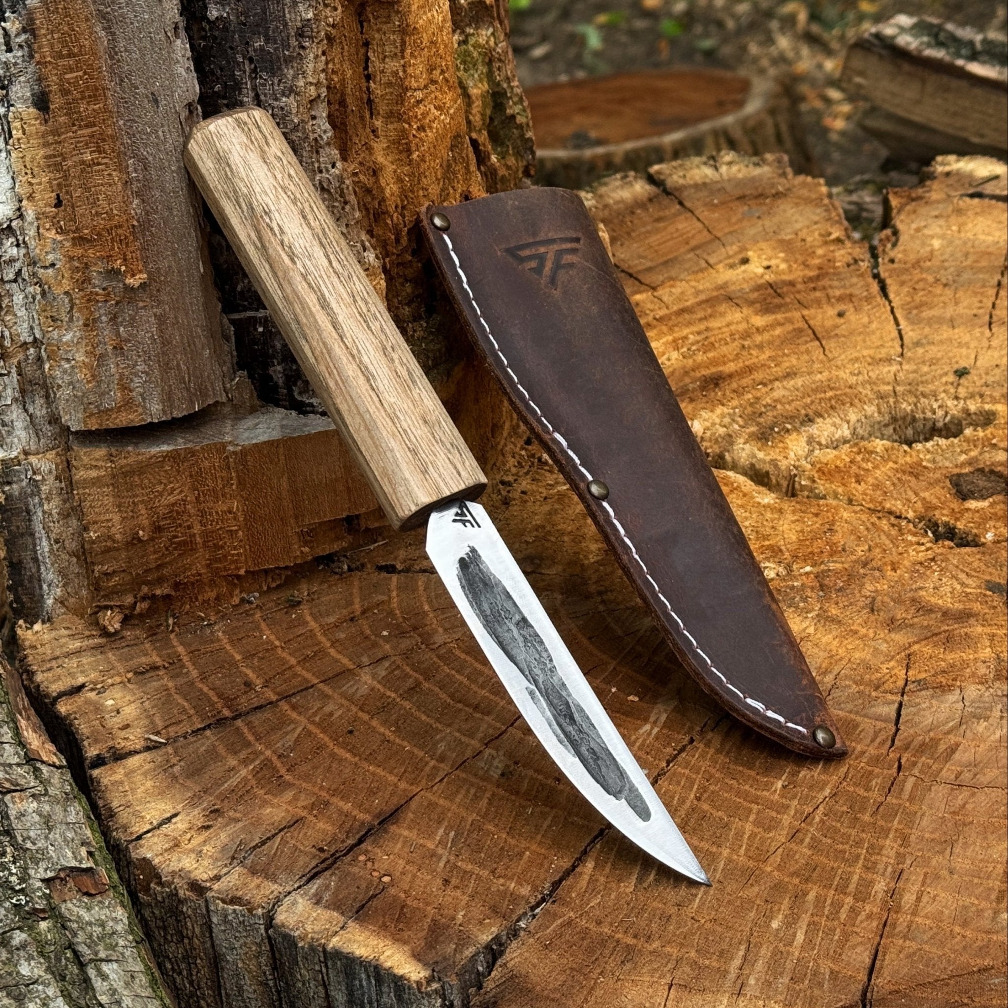 Hand-Forged Yakut Knife with Leather Sheath, 9.5 cm (3.74 inches) - 1