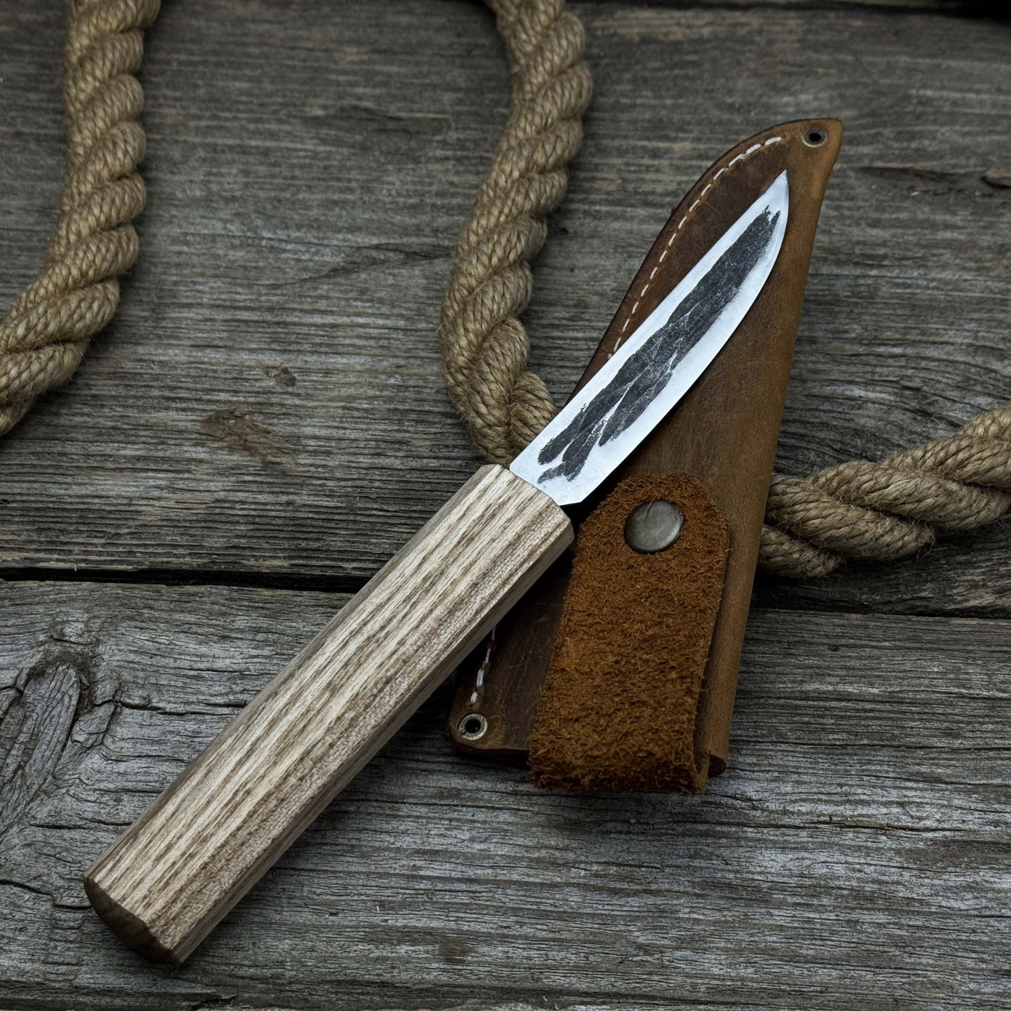 Hand - Forged Yakut Knife with Leather Sheath, 9.5 cm (3.74 inches) - 3