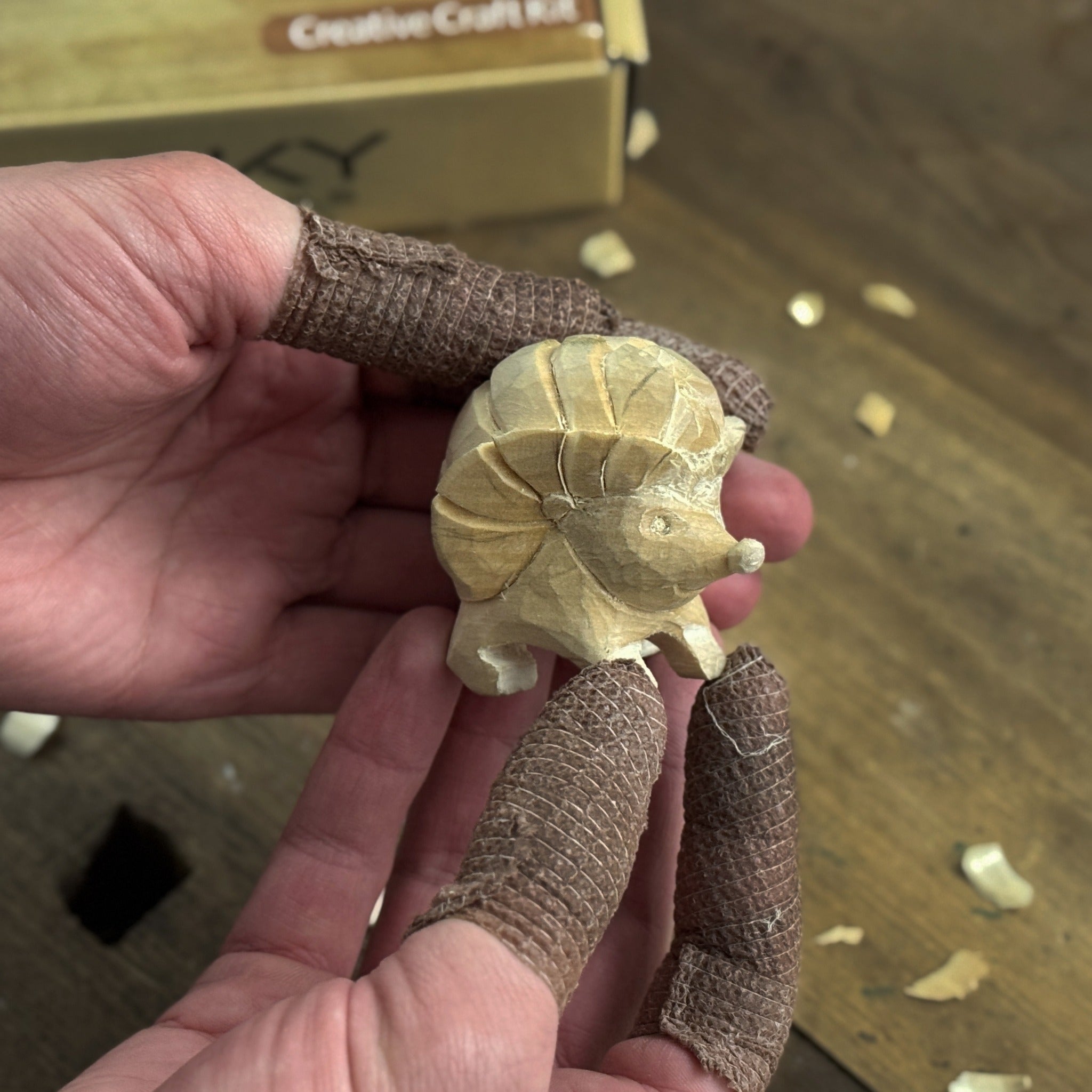 Hedgehog Carving Kit - Complete Starter Whittling Kit for Beginners, Adults, Teens, and Kids - 7