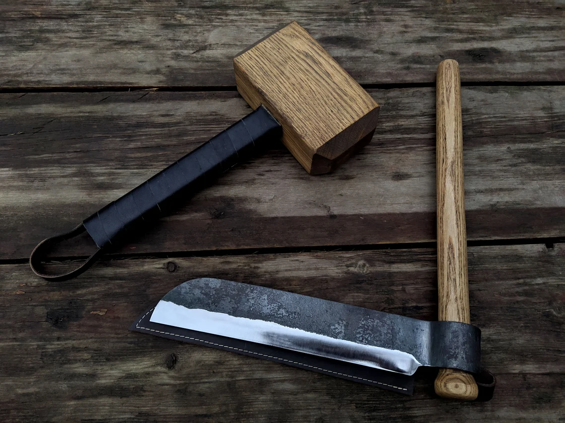 Hand-Forged Splitting Froe with Wooden Mallet - Forged Steel Tools