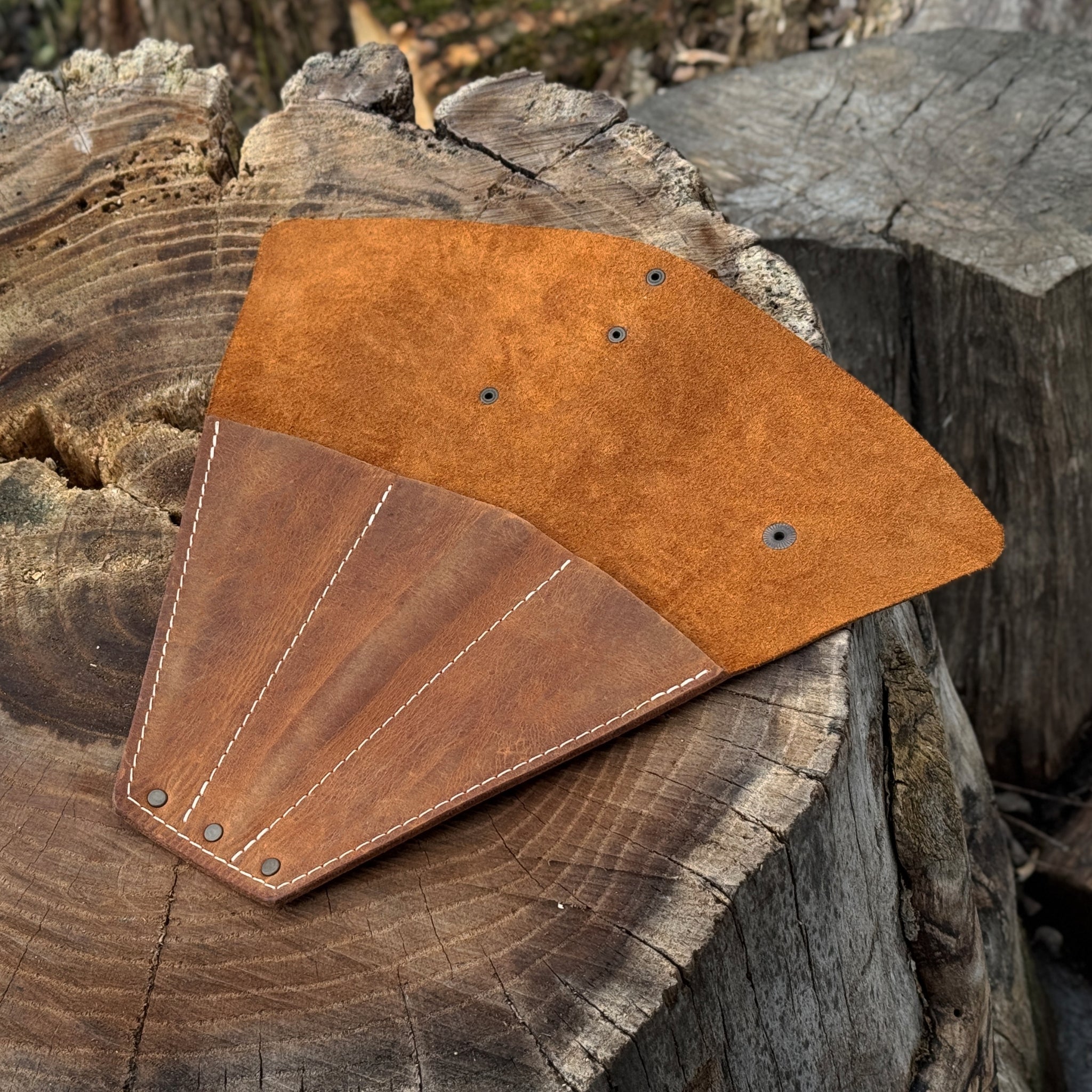 Leather Case for 3 Throwing Knives - 1