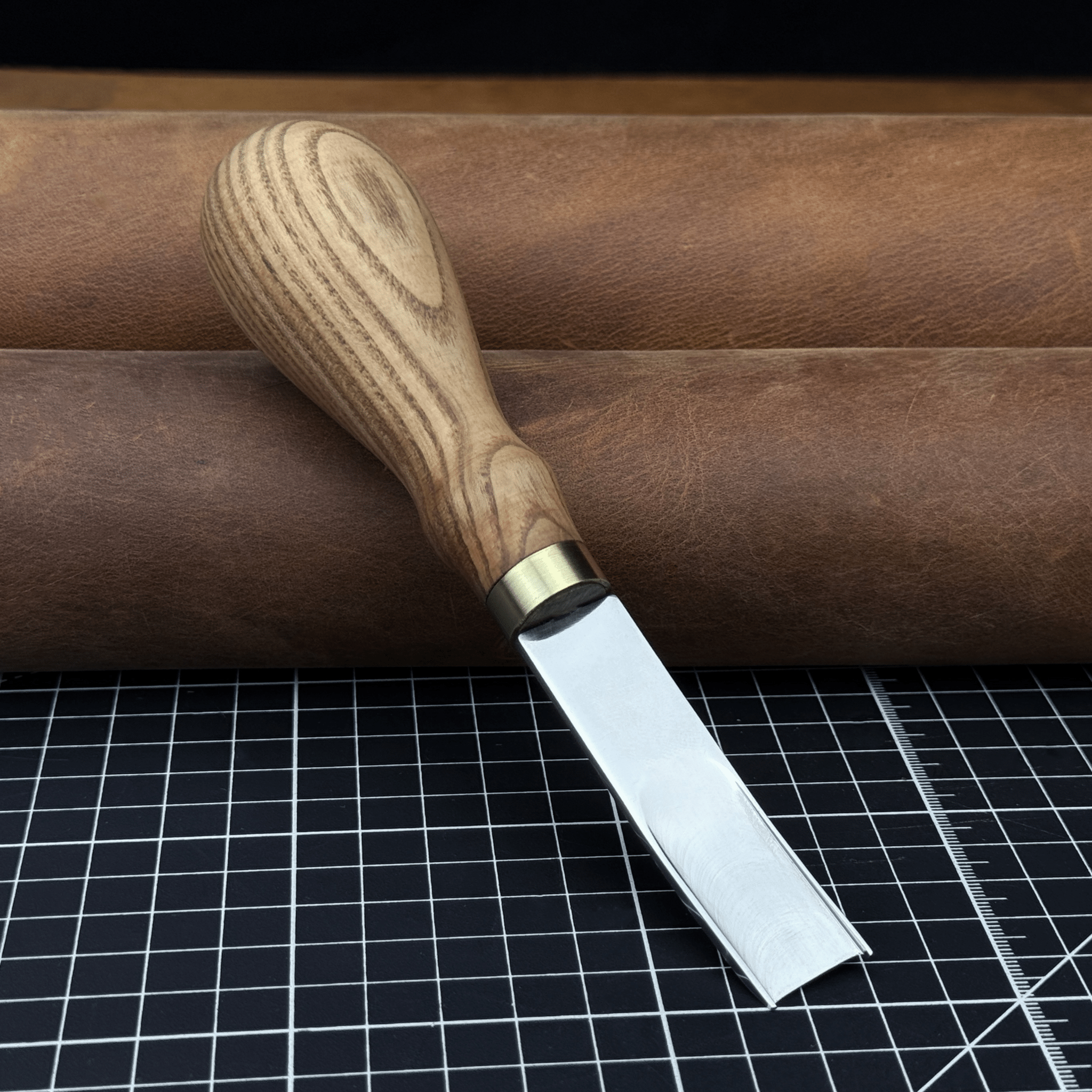 Leather Edge Skiver, 4 - 16 mm (0.16 - 0.63 inches) - 1