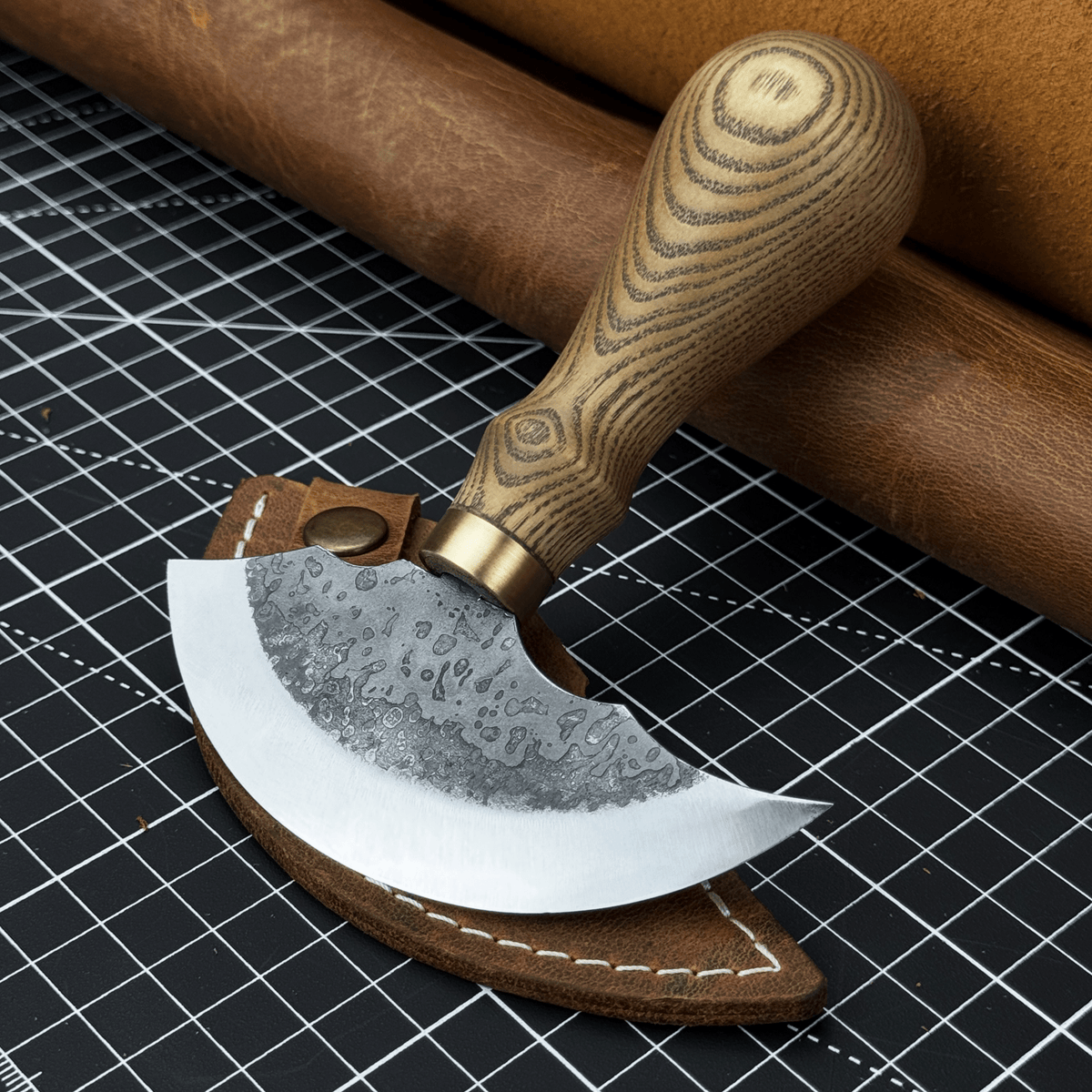 Leather Round Knife, 10 cm (3.9 inches) - Sharky Forged Steel Tools