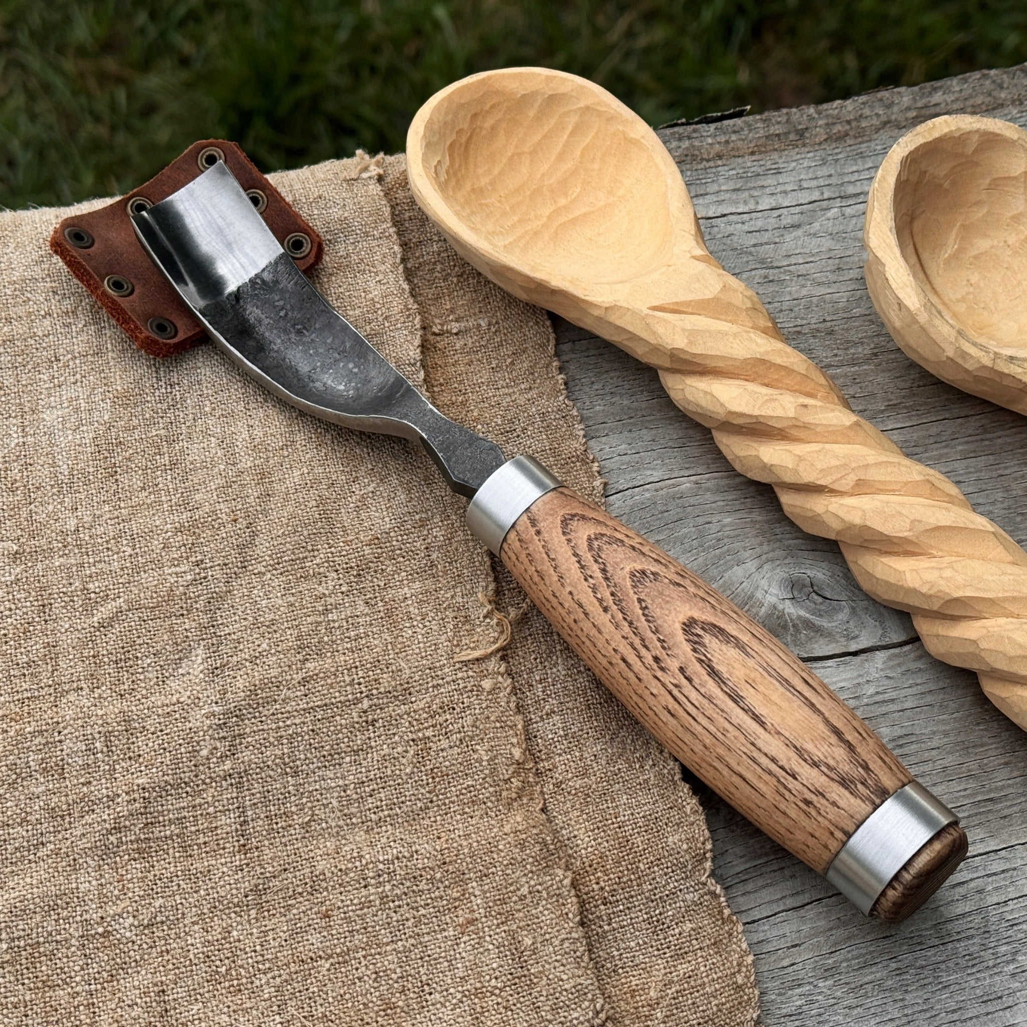 Long Bent (Curved) Gouge, 10 - 45 mm (0.4 - 1.8 inches) - 1