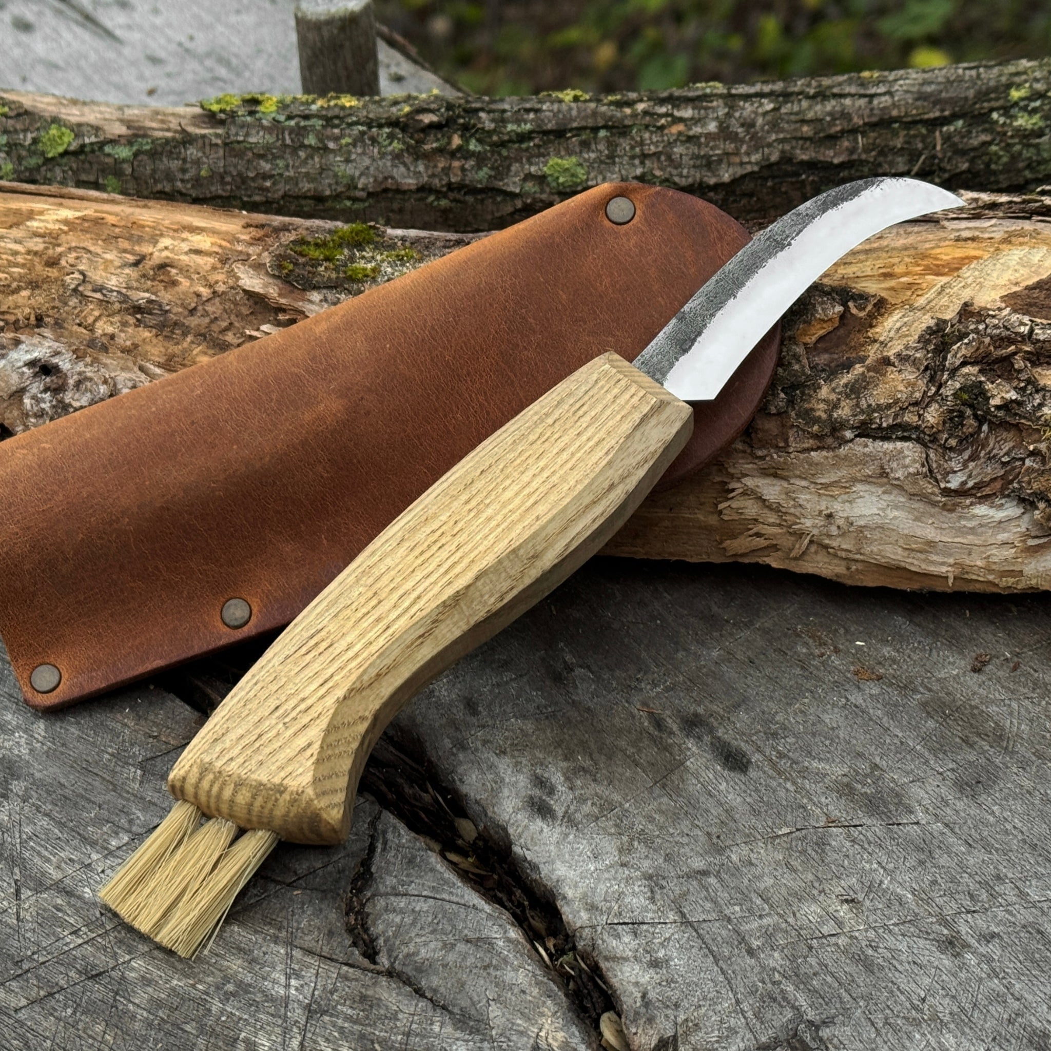 Mushroom Knife with Brush For Harvesting, 7.5 cm (2.95 inches) - 1