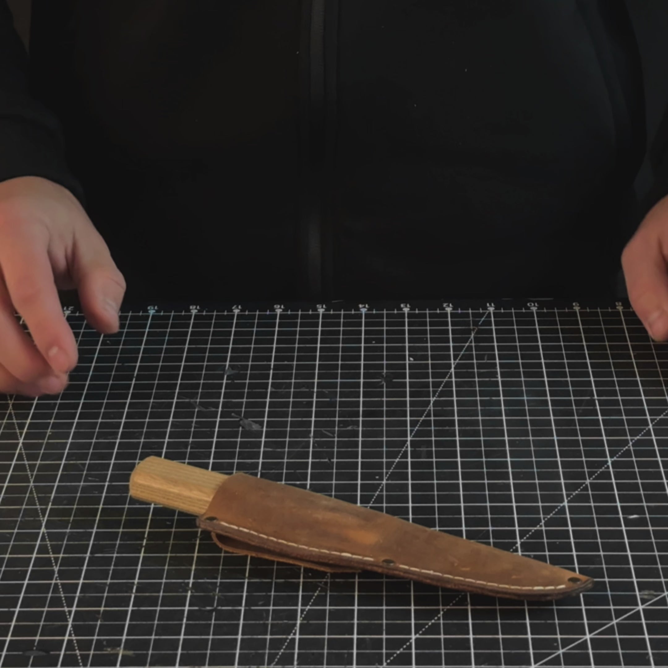 Couteau Yakoute forgé à la main avec étui en cuir, 9,5 cm (3,74 pouces)