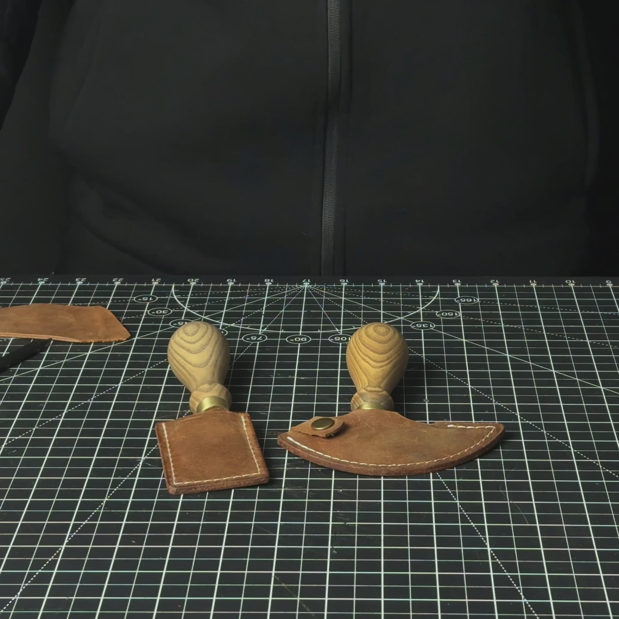 2-teiliges abgerundetes und gerades Ledermesserset