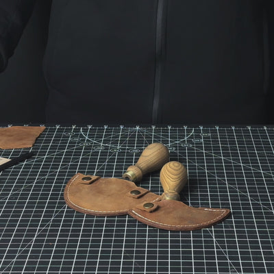 Ensemble de 2 couteaux arrondis en cuir