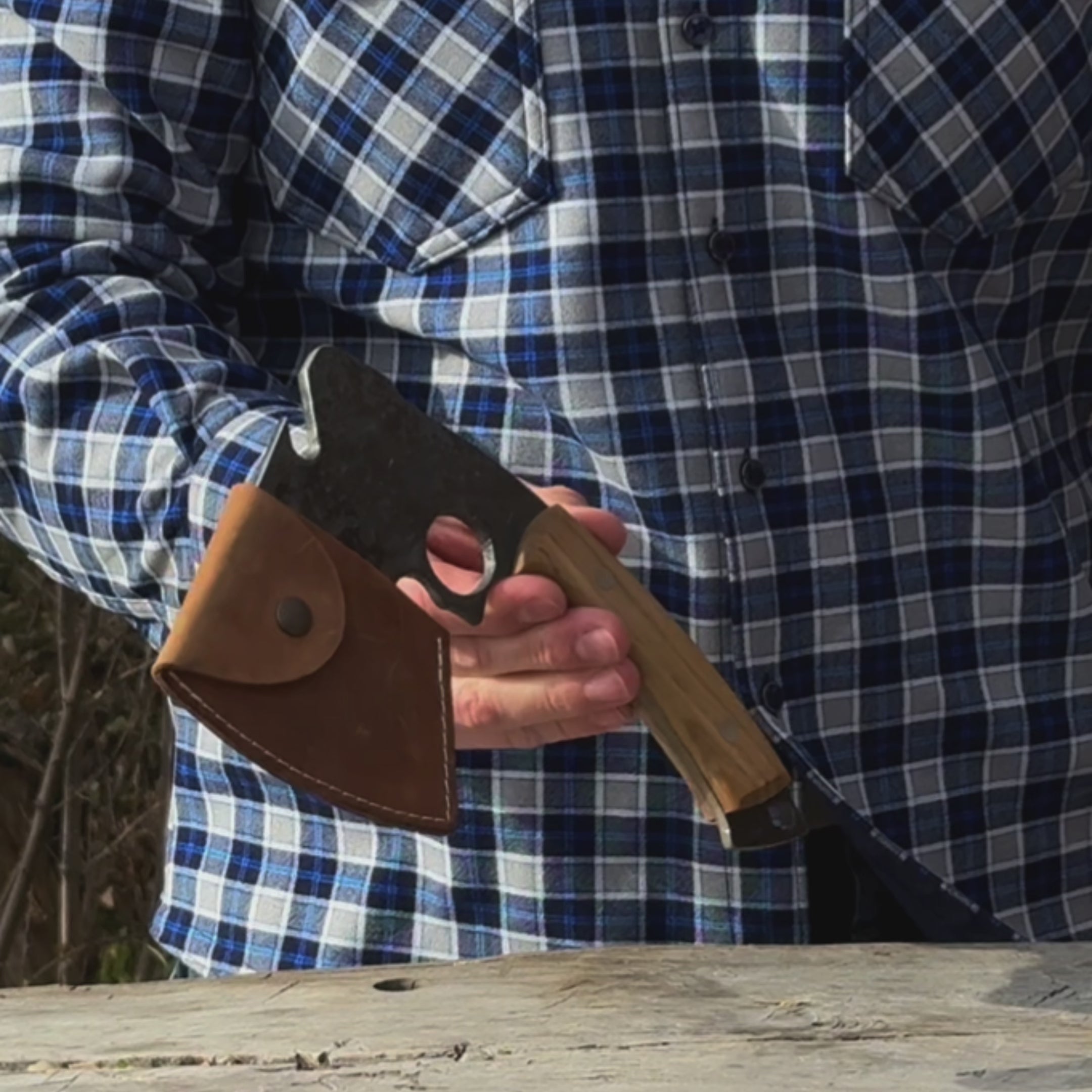 Petite hache de camping forgée à la main avec manche courbé, 0,52 kg (1,15 lb)