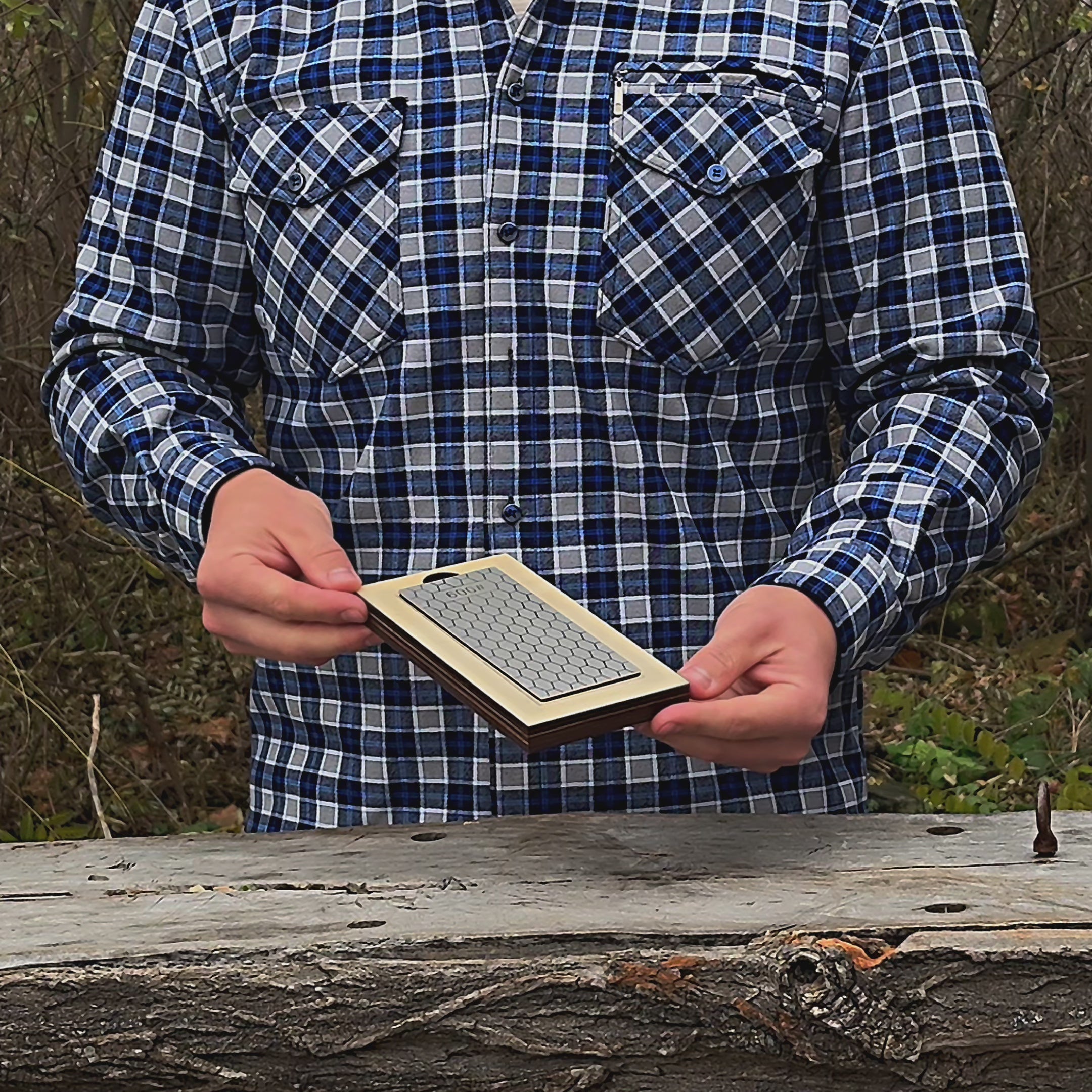 Diamond Sharpening Stone with Wooden Stand – 600 Grit for Knives & Tools