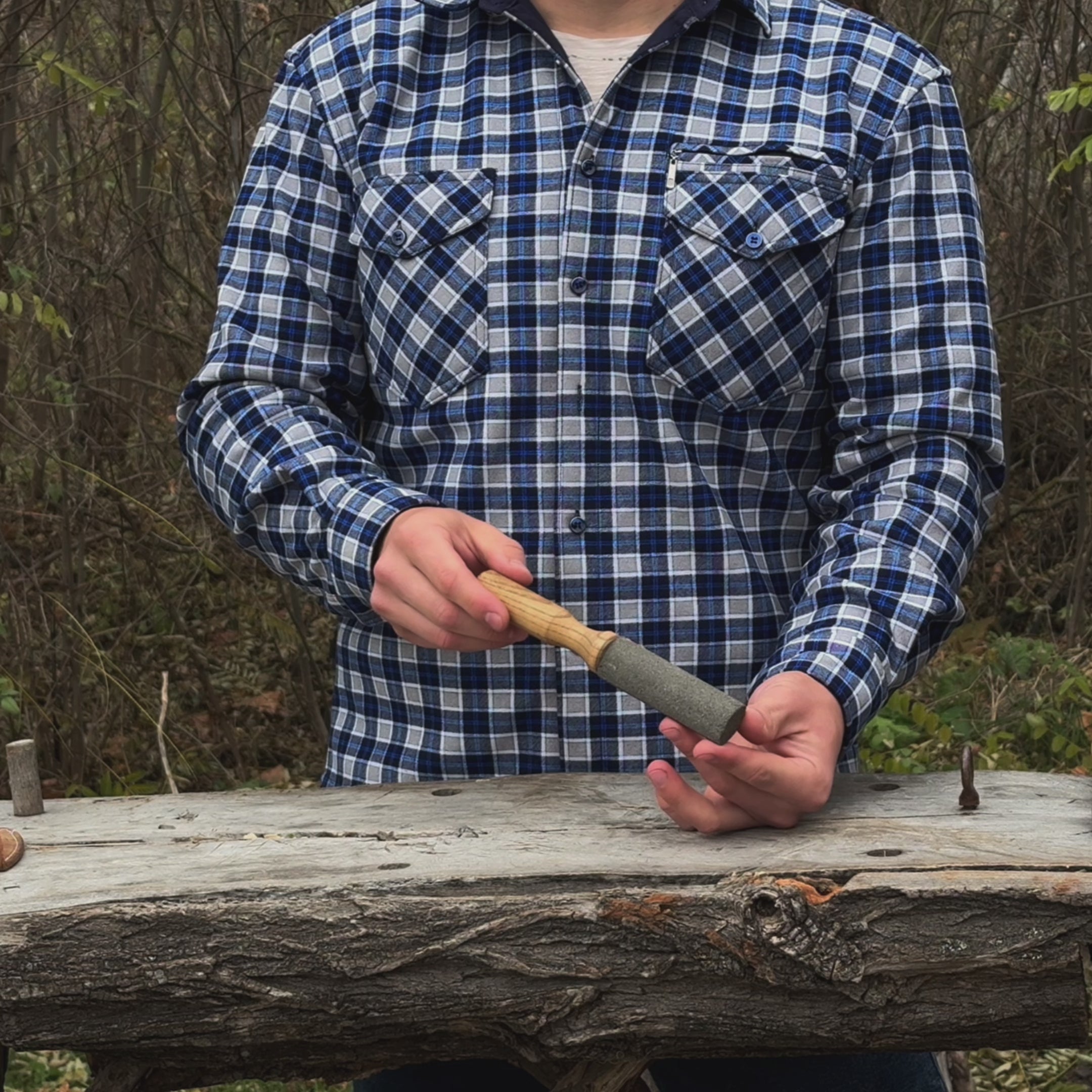 Pierre à aiguiser à grain diamanté pour faux et faucilles