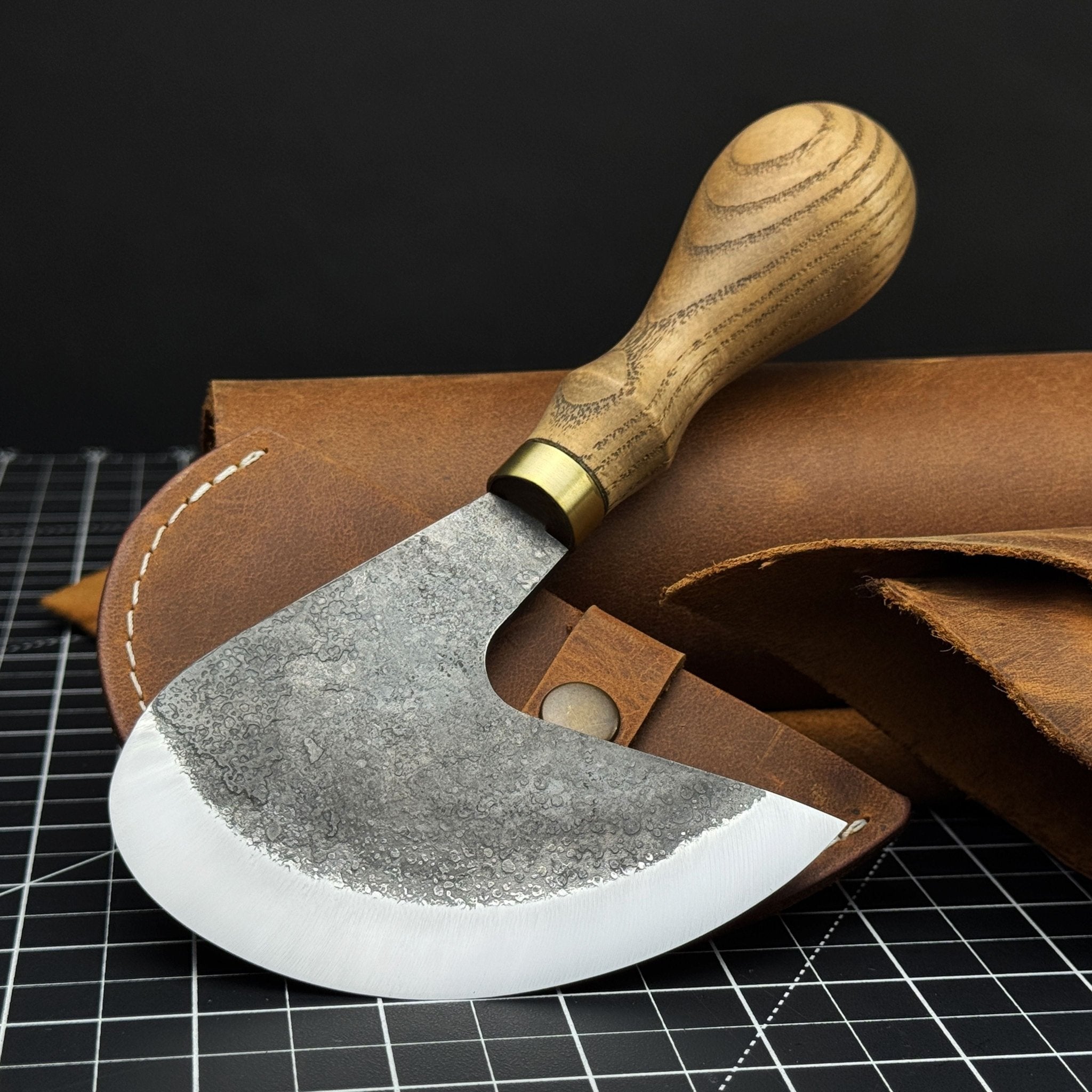 Professional Leather Crafting Half Round Knife, 10.5 cm (4.1 inches) - 1