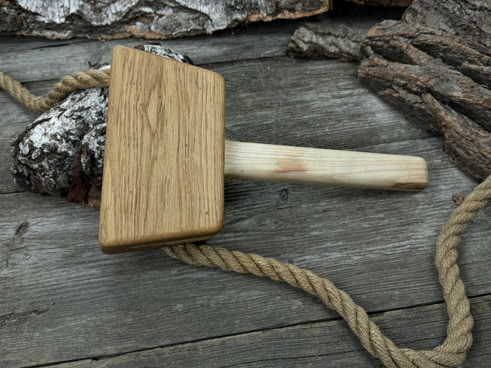 Quiet 35 oz Wooden Mallet (Mallet Tool) - 1