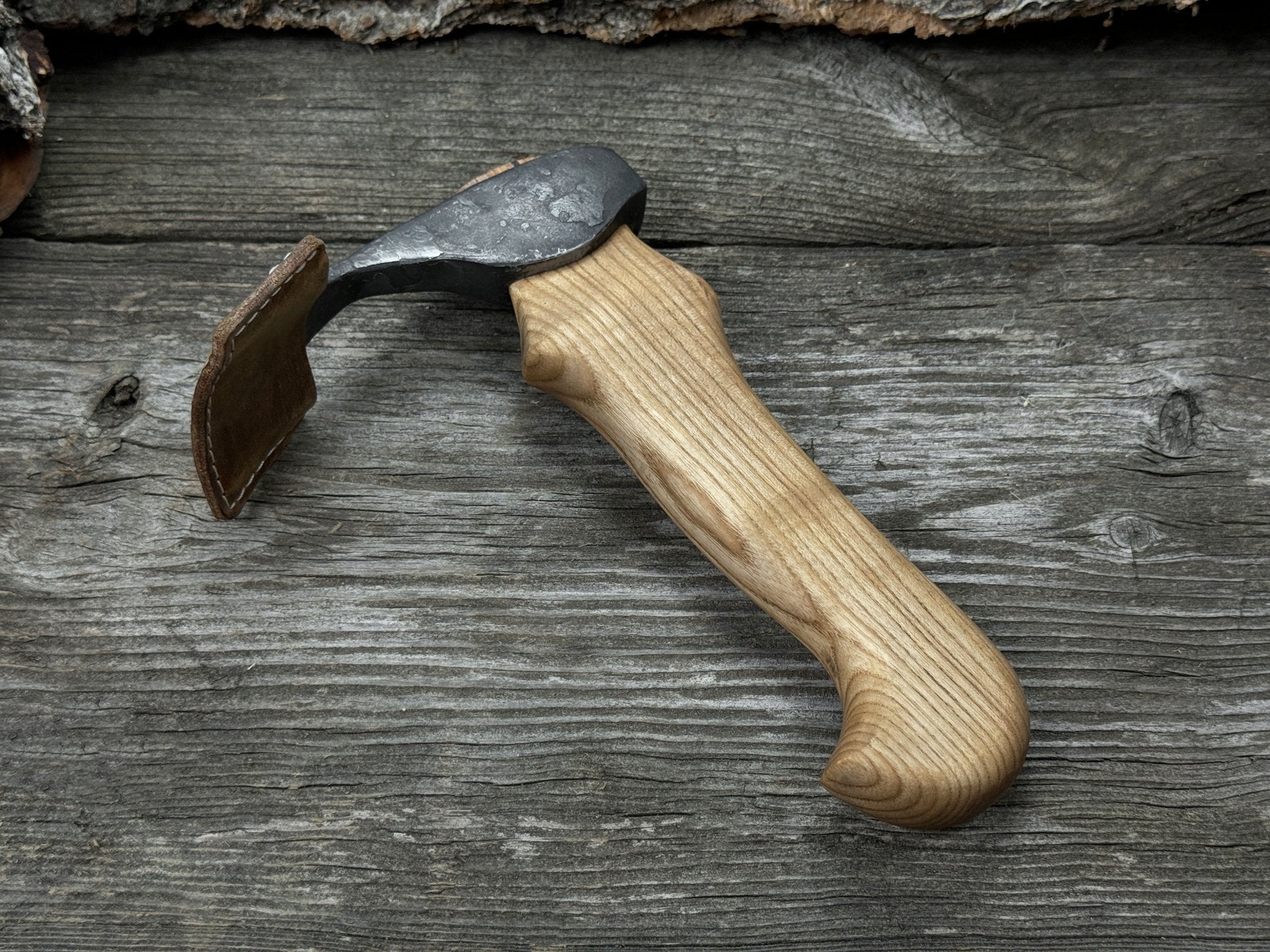 Small Kuksa Adze with Shallow Curved Blade, 5.5 cm (2.2 in) - 2