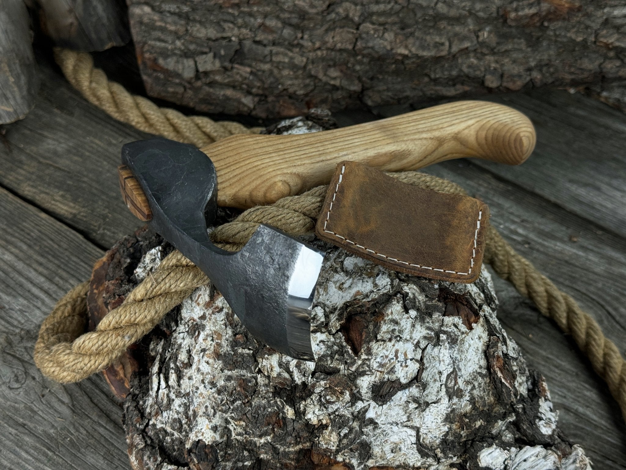 Small Kuksa Adze with Shallow Curved Blade, 5.5 cm (2.2 in) - 2