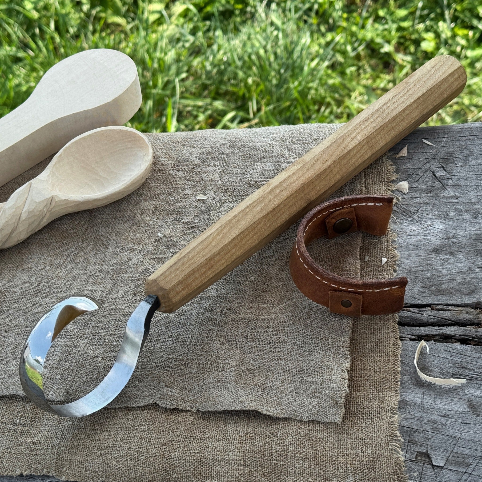 Small Spoon Carving Hook Knife with Octagonal Handle, 6 cm (2.36 inches) - 1