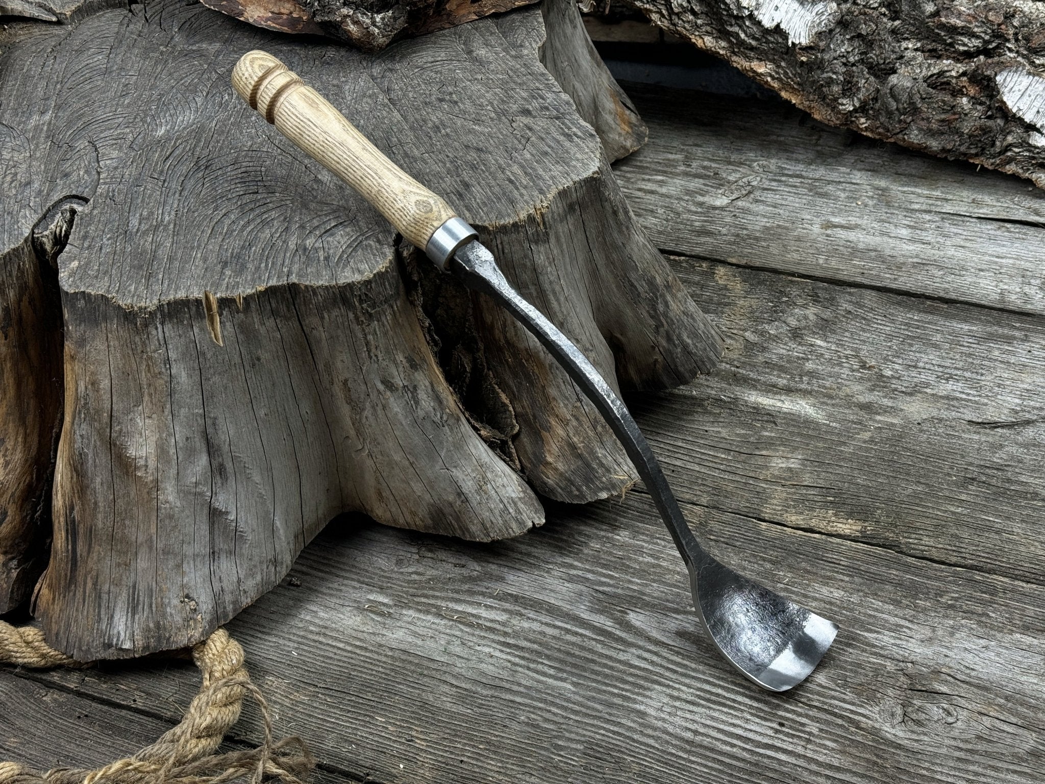 Spoon Bent Gouge, 50 - 70 mm (2 - 2.8 inches) - Sharky Forged Steel Tools