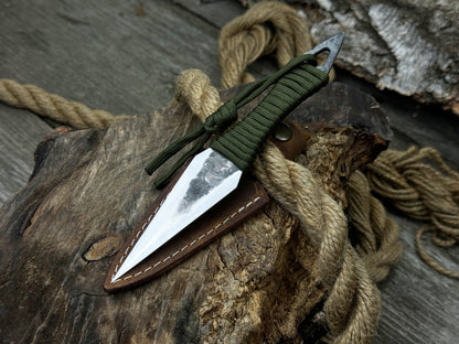 Throwing Knife with Leather Sheath, 18 cm (7.1 inches) - 1